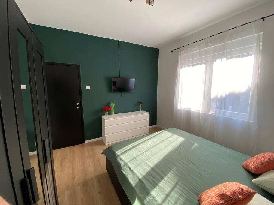 Green Oasis New Apartment Pula Exterior foto