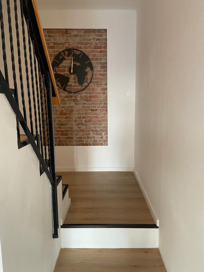 Green Oasis New Apartment Pula Exterior foto