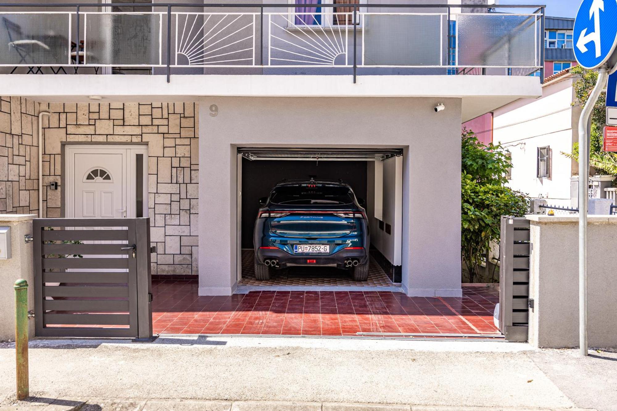 Green Oasis New Apartment Pula Exterior foto